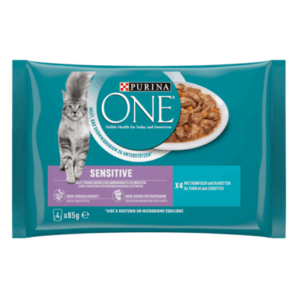 PURINA ONE® SENSITIVE Effilés en Sauce au Thon et aux Carottes​